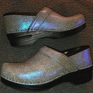 Shimmering Silver Women's Clogs